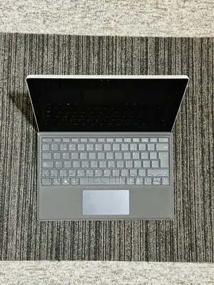 Photo - Laptop Microsoft Surface Pro 4 8GB Intel Core i5 SSD 256GB