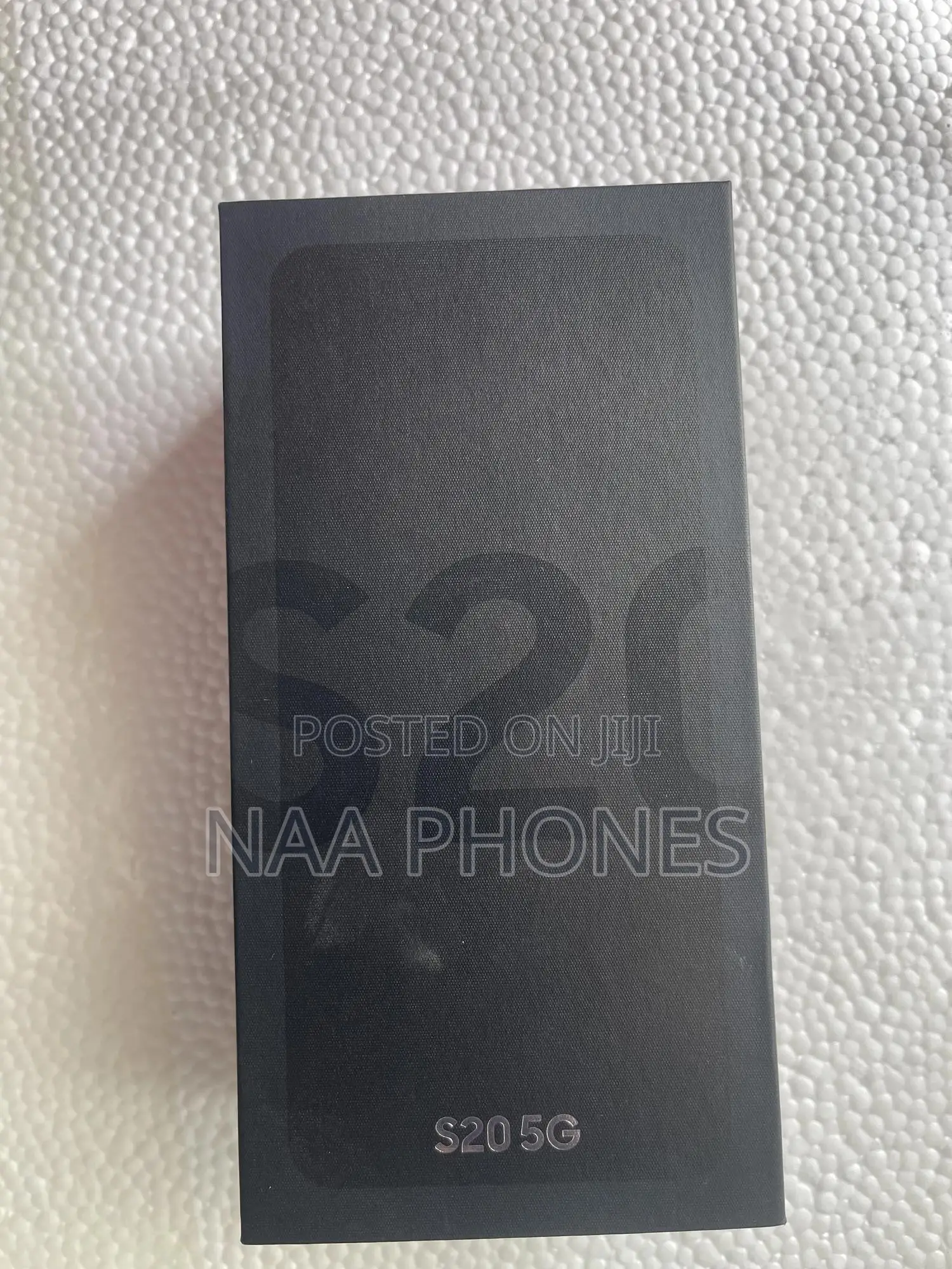 New Samsung Galaxy S20 128 GB Gray