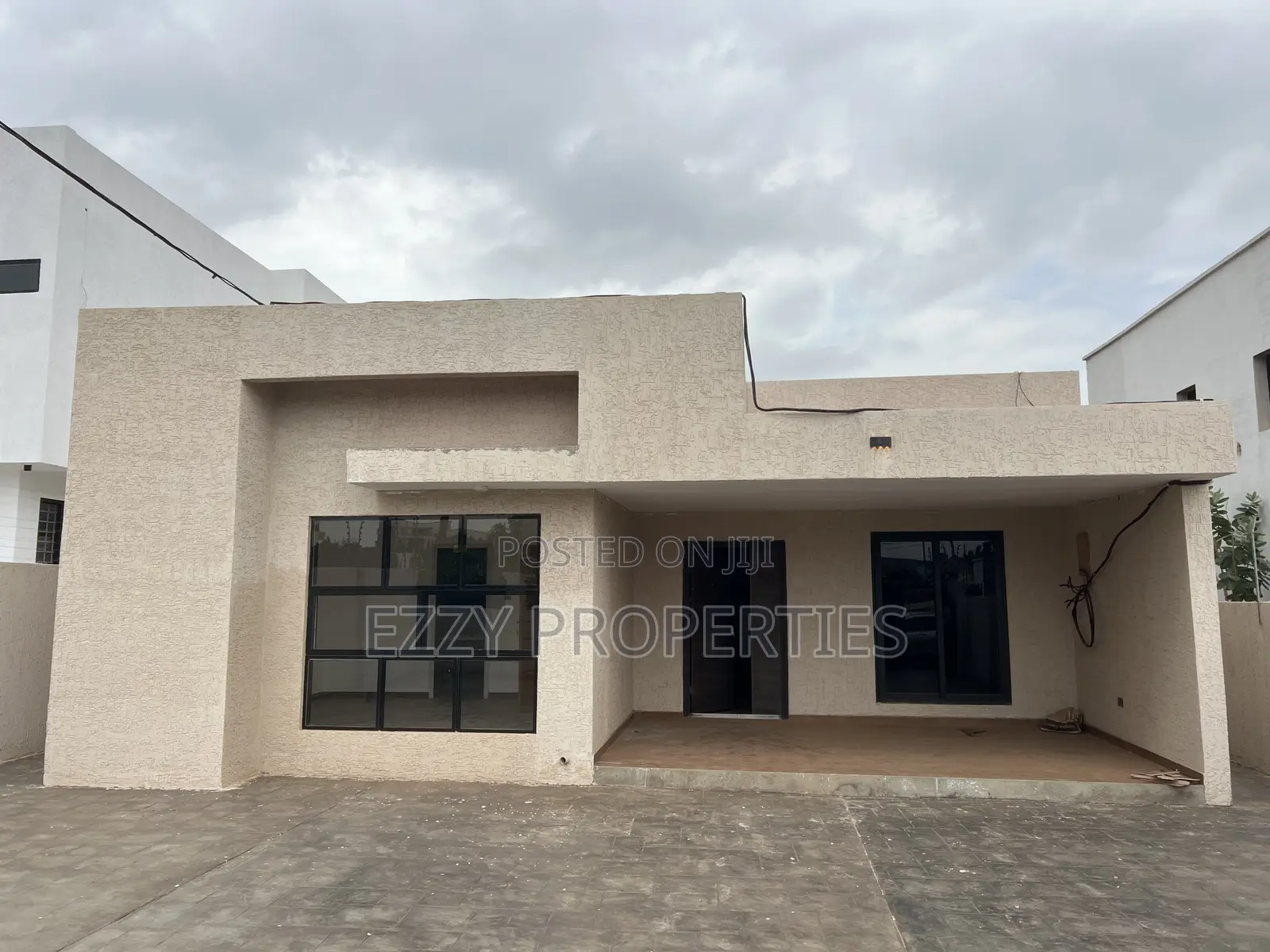3bdrm Bungalow in East Legon Hills for sale