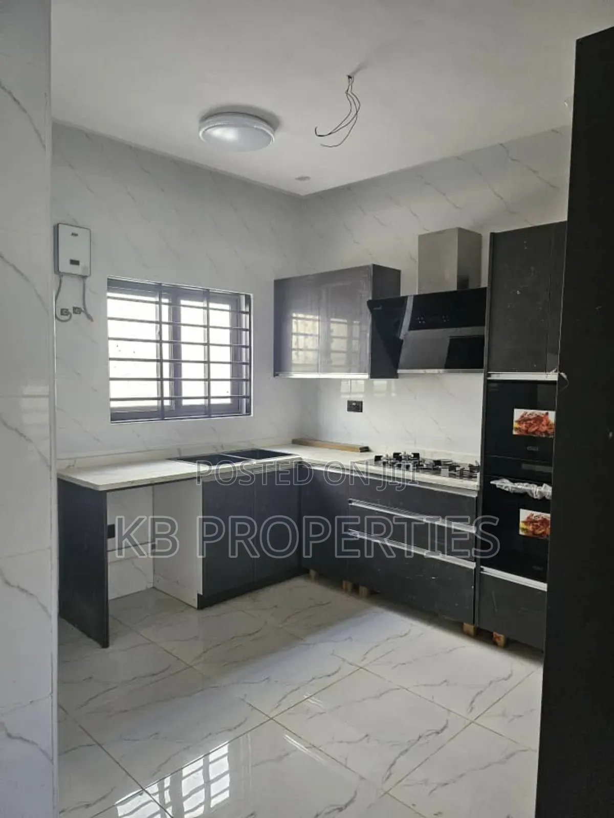 3bdrm House in Kb Properties, Spintex for rent