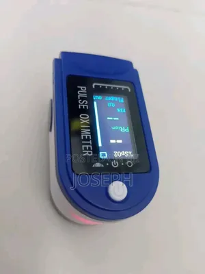 Fingertips Pulse Oximeter