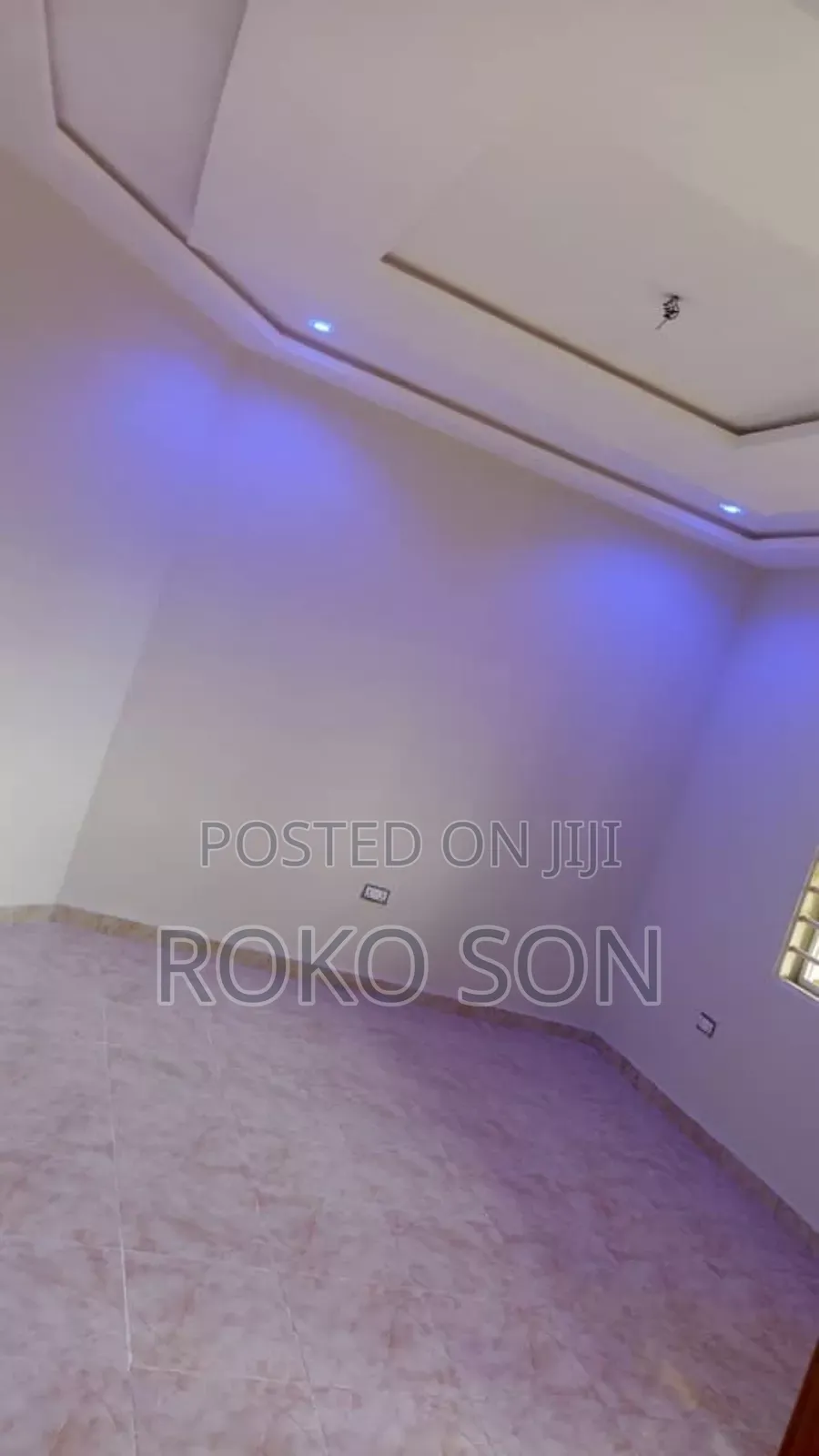 Mini Flat in Dr Roko, School Park Area for rent