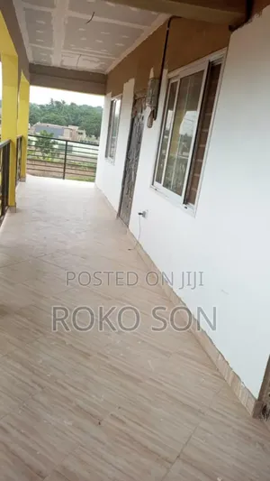 Mini Flat in Dr Roko, School Park Area for rent