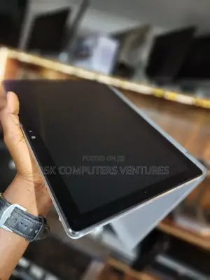 Laptop Dell Latitude 7200 2-in-1 8GB Intel Core i5 SSD 256GB