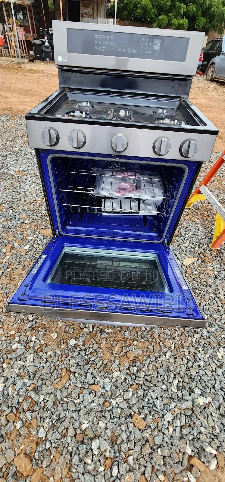 5.8 Cu Ft. Smart Wi-Fi Enabled Gas Range With Air Fry