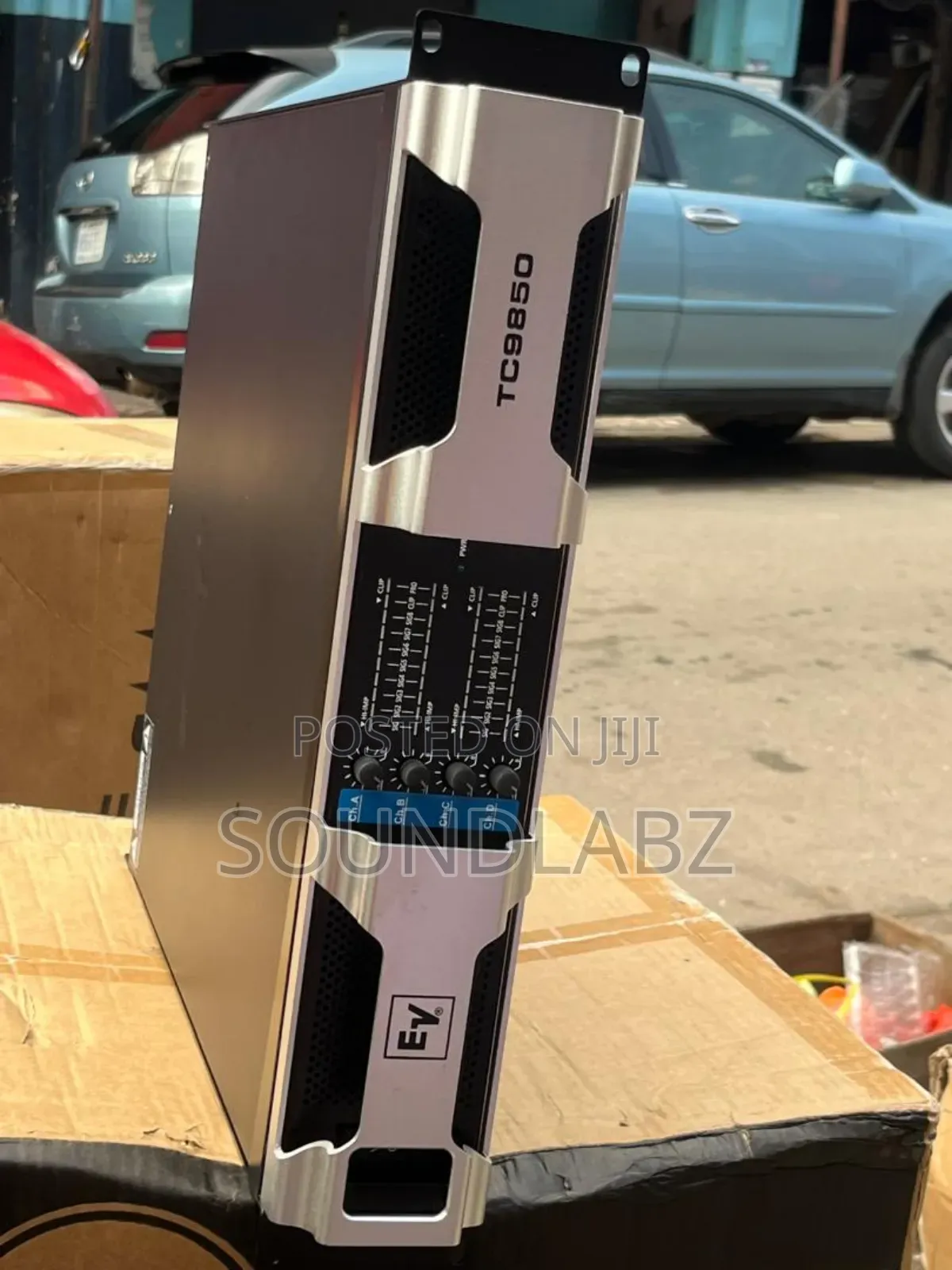 Electro-voice (Ev) Tc9850 4-channel Power Amplifier
