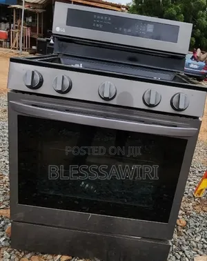 5.8 Cu Ft. Smart Wi-Fi Enabled Gas Range With Air Fry