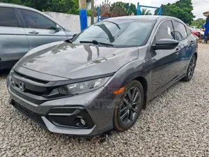Photo - Honda Civic EX-L Hatchback 2020 Gray