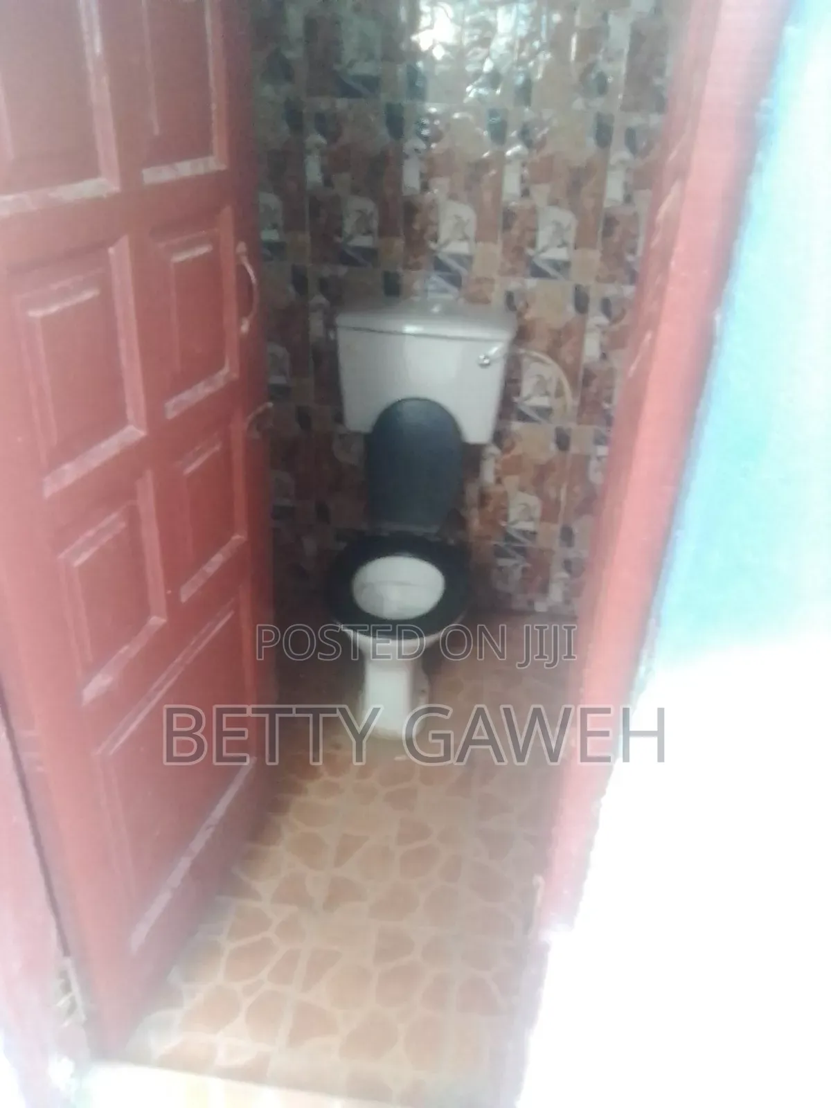 1bdrm Room & Parlour in Taller Street, Awutu Senya East Municipal
