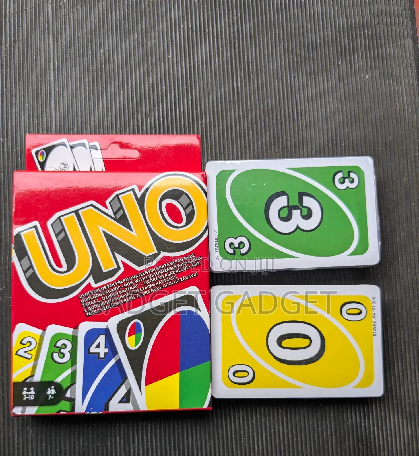 Uno Flip + Uno Family Card Game Multicolor