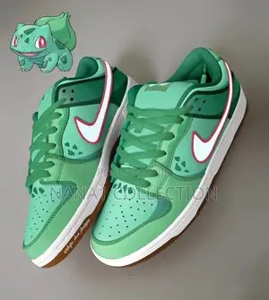 Nike Dunk Low Sneakers