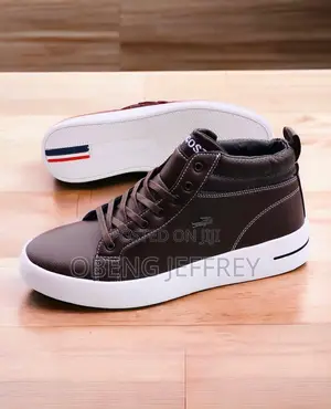 Photo - Original Lacoste High Brown