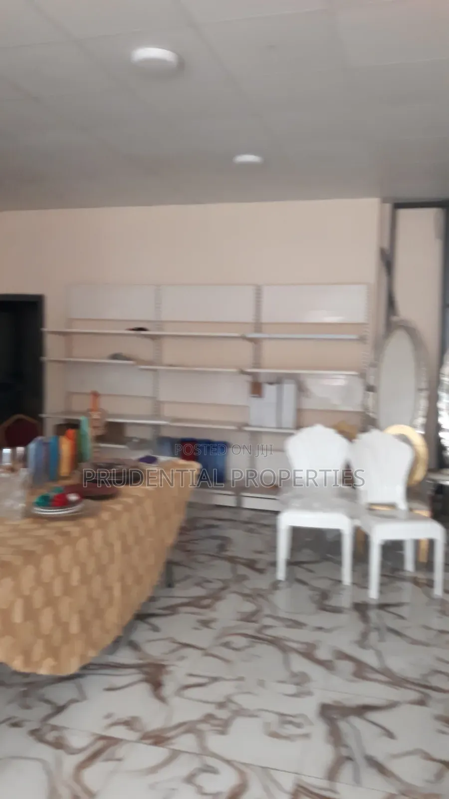Banking Hall Space for Rent at Lapaz