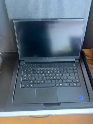 New Laptop Dell Alienware M15 R7 16GB Intel Core I9 SSD 1T
