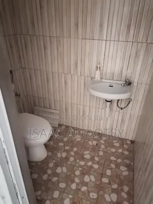 1bdrm Apartment in Store For Rent, Spintex for rent