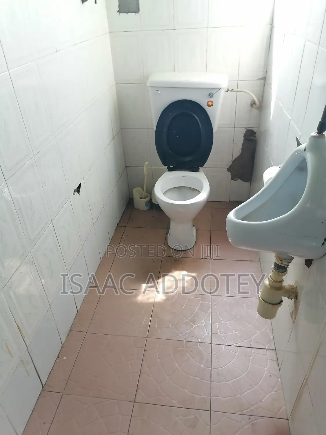 1bdrm Apartment in Store For Rent, Spintex for rent