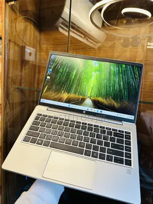 Laptop HP ProBook 445 G9 16GB AMD Ryzen 5 SSD 512GB