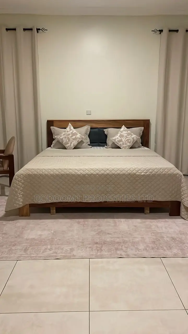 4bdrm Duplex in Tesano Gardens for sale
