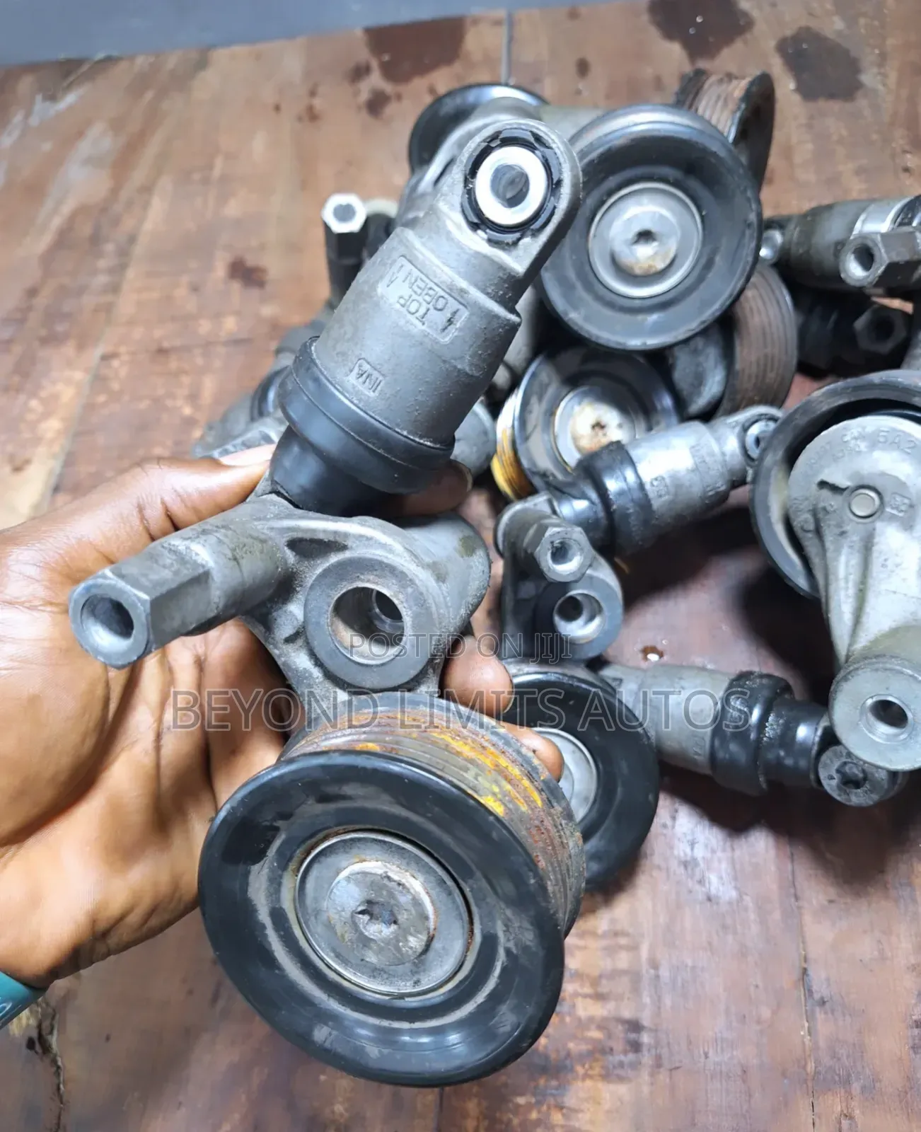 Honda Accord 2013,2014,15,16,2017 Belt Adjuster/ Tensioner