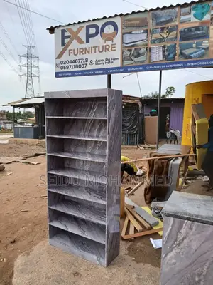 A Single Home Shoe Rack