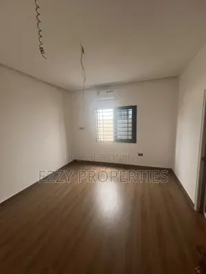 3bdrm Bungalow in East Legon Hills for sale