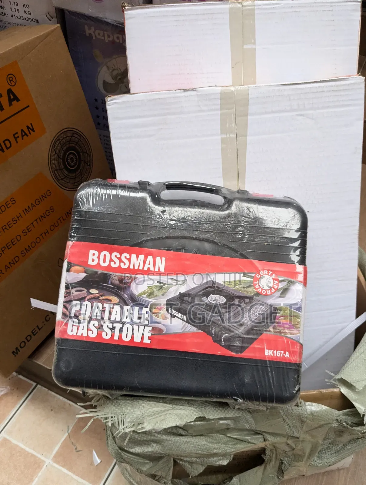 Single Portable Gas Stove With 2 Refills Gas Cans