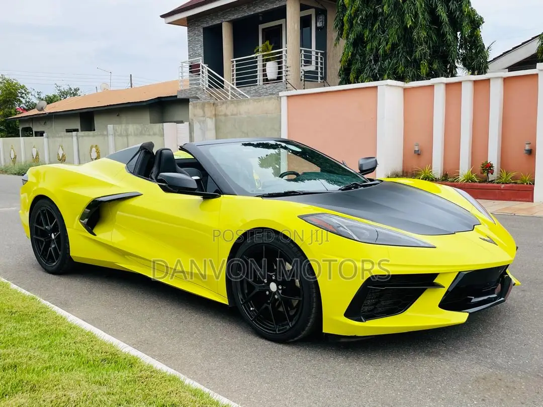 Chevrolet Corvette 2022 Yellow