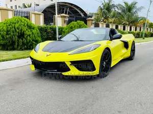 Chevrolet Corvette 2022 Yellow