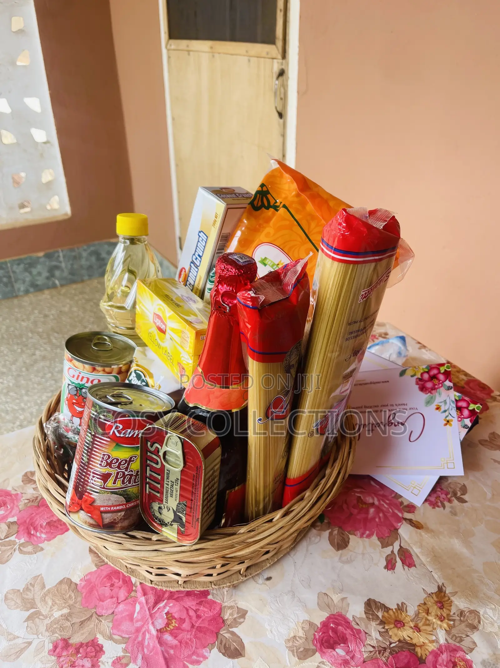 Hampers and Gift Boxes