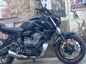 Yamaha 2025 Black