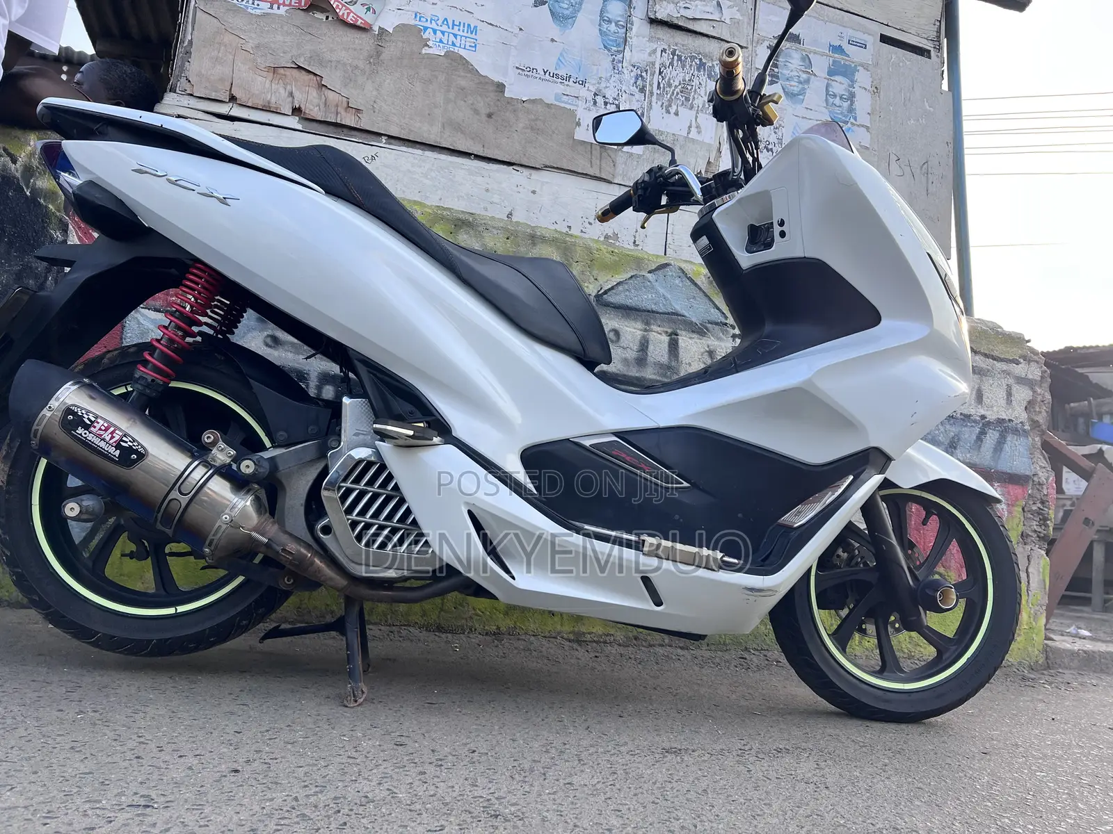 Honda 2022 White