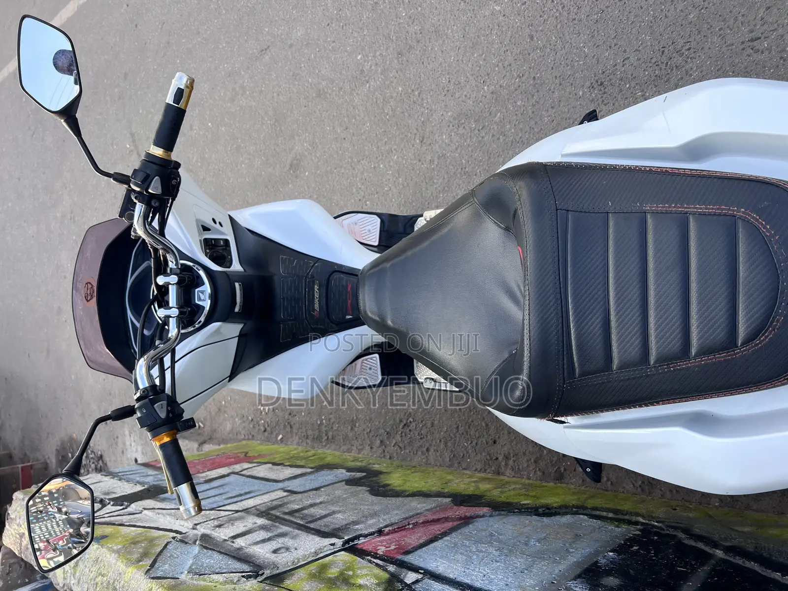 Honda 2022 White