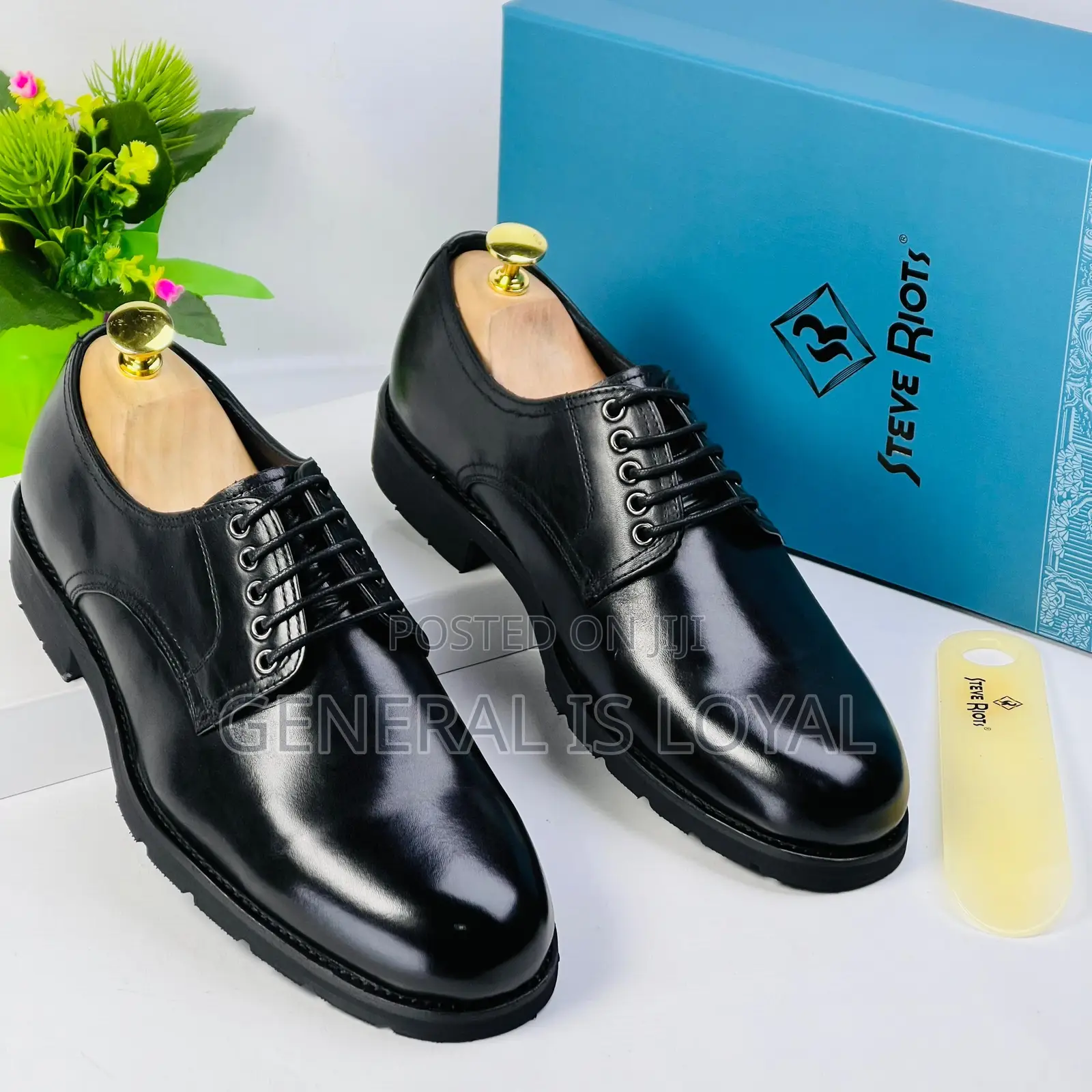 Steve Riots Men’S Shoe /Gum Sole