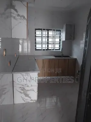 3bdrm House in Asokore Pakoso, Kumasi Metropolitan for sale