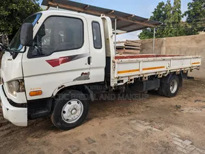 Hyundai Mighty 3.5 Tons