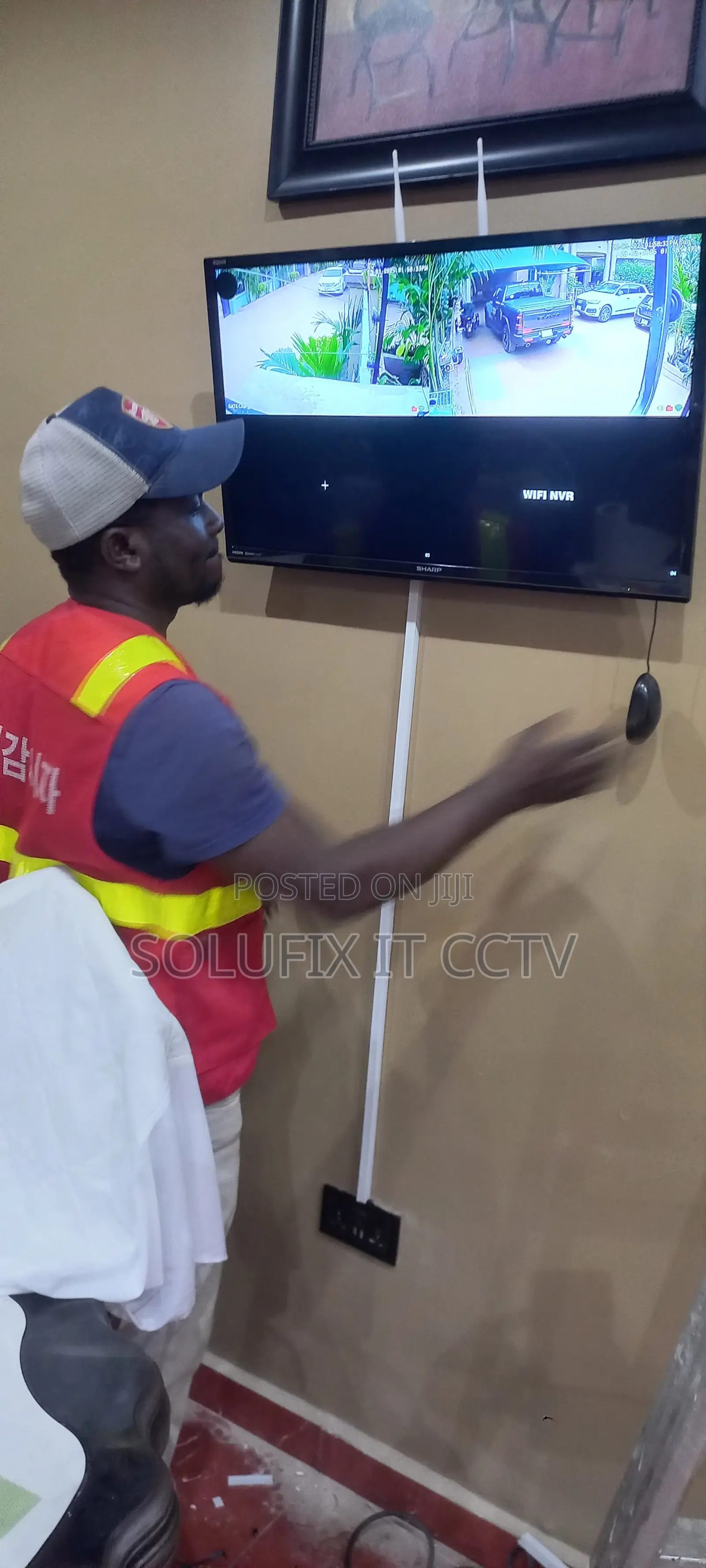 Cctv's Camera Installation Technician