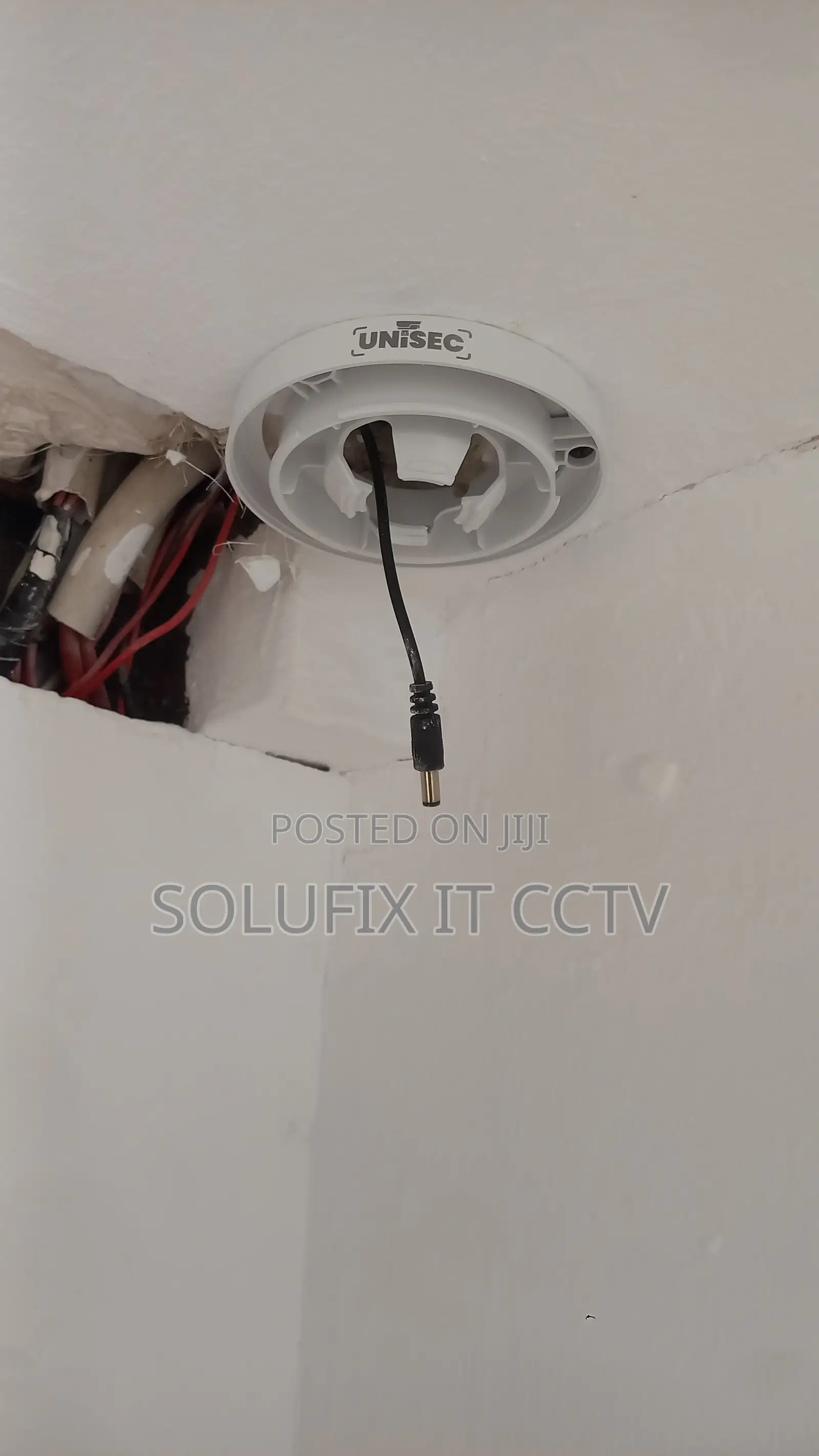 Cctv's Camera Installation Technician