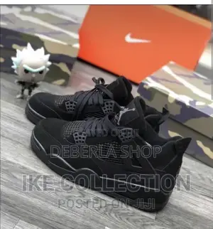 Air Jordan 4 Retro