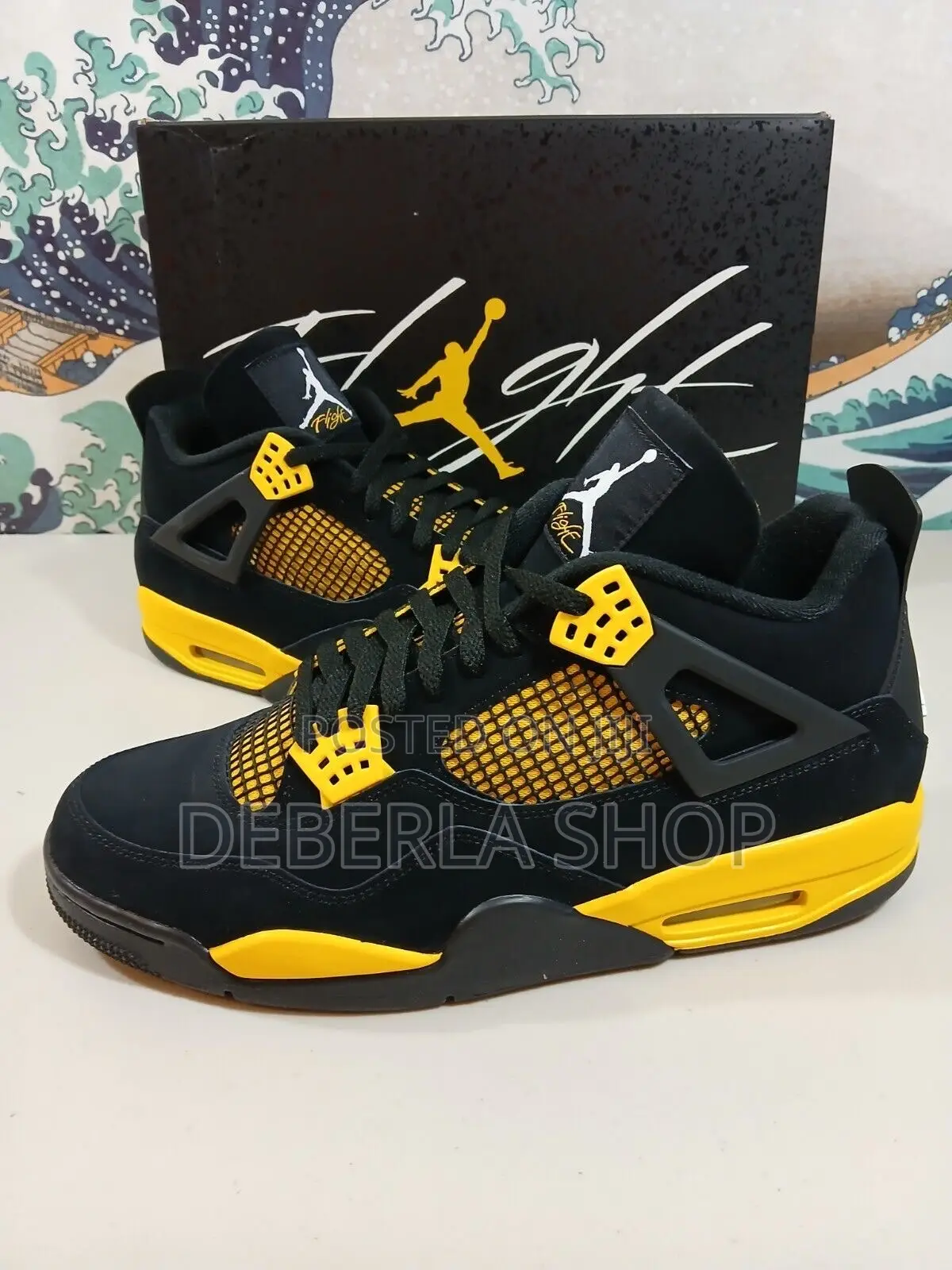 Air Jordan 4 Retro