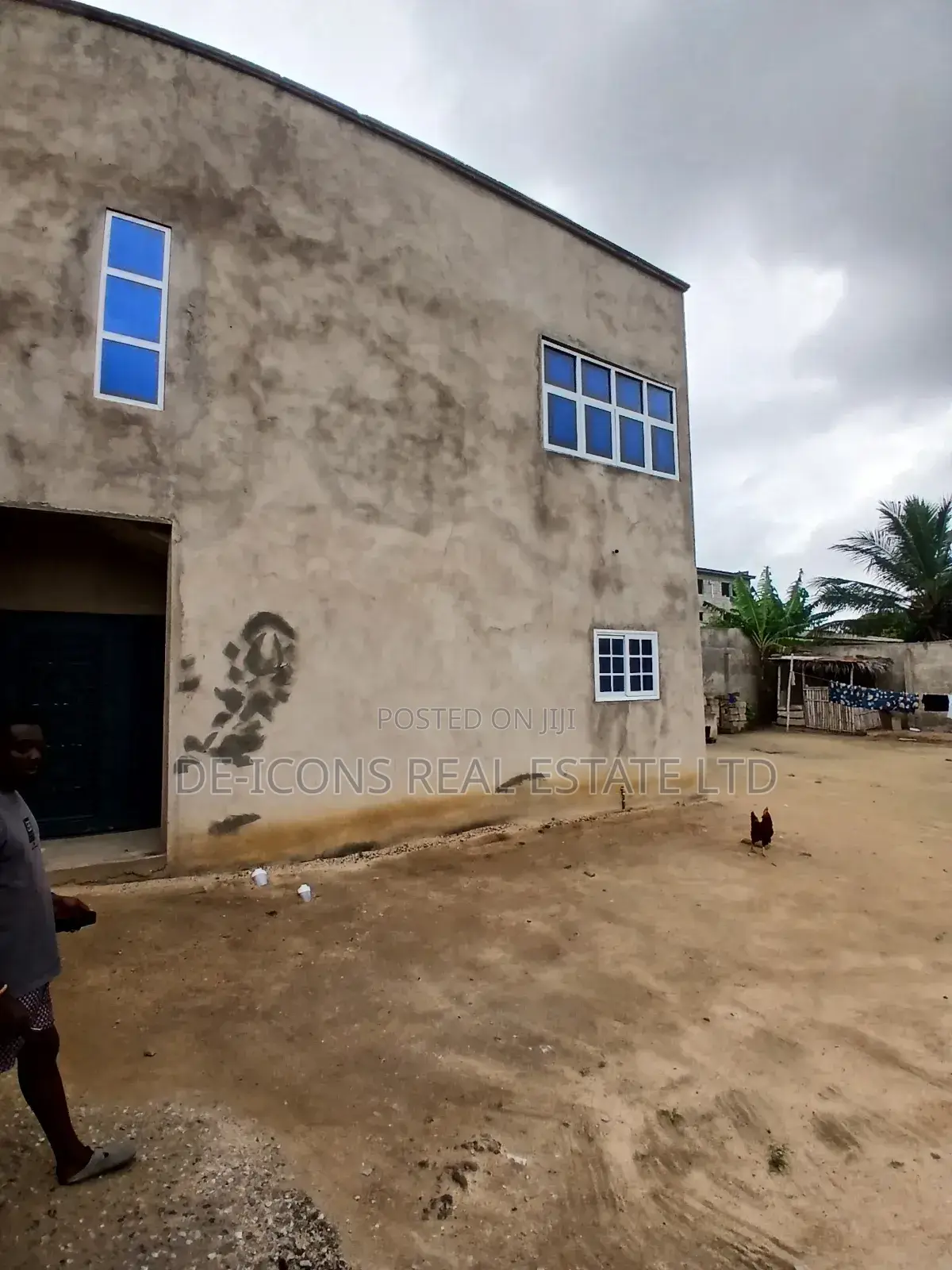 2bdrm Duplex in De-Icons Real Estate, Awutu Senya East Municipal