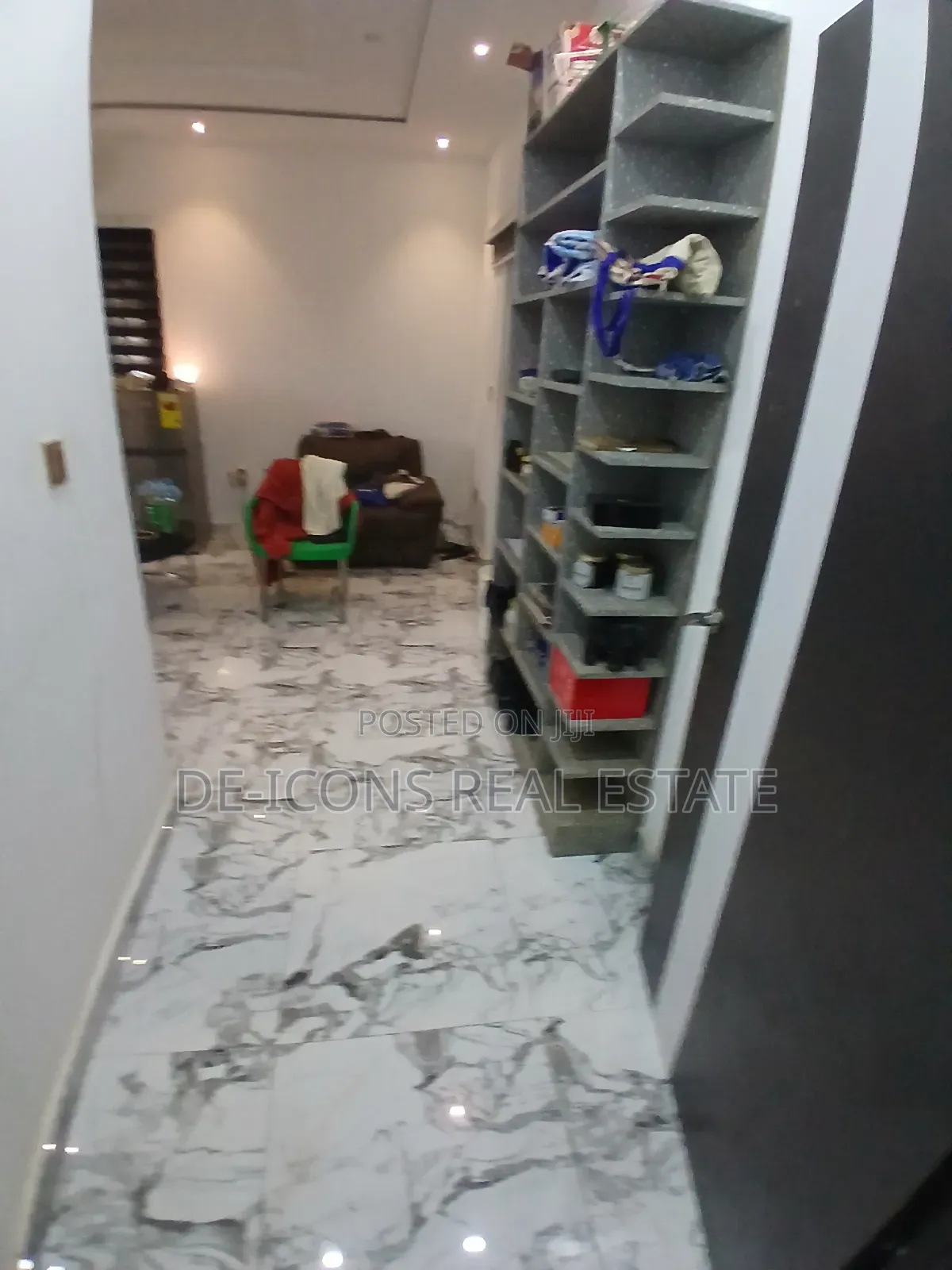 2bdrm Duplex in De-Icons Real Estate, Awutu Senya East Municipal
