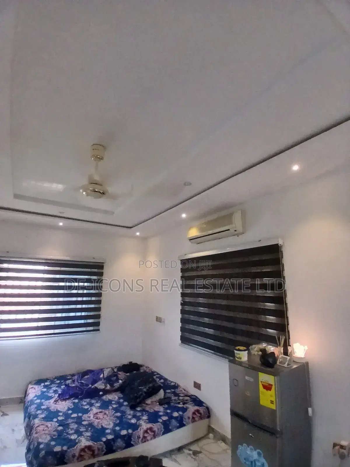 2bdrm Duplex in De-Icons Real Estate, Awutu Senya East Municipal