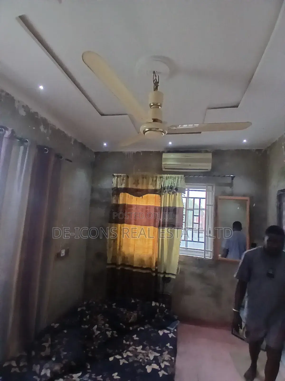 2bdrm Duplex in De-Icons Real Estate, Awutu Senya East Municipal