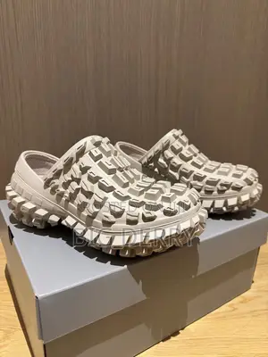Balenciaga Bouncer Clogs