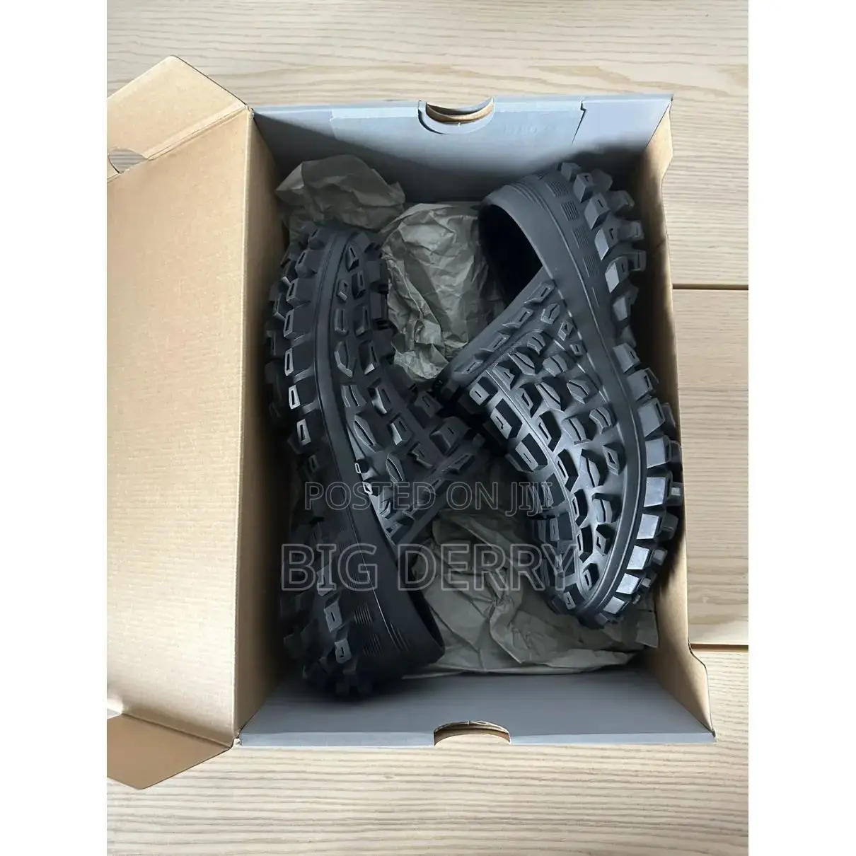 Balenciaga Bouncer Clogs