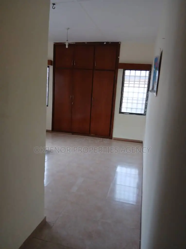 3bedrms House for Rent in Coastal Estate