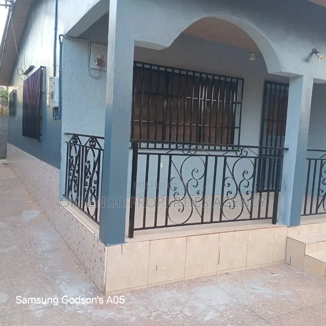 3bedrms House for Rent in Coastal Estate
