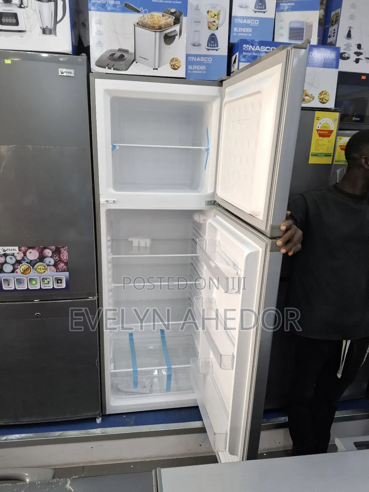 Lock Security Door of Nasco Top Fridge 311 Litres Available