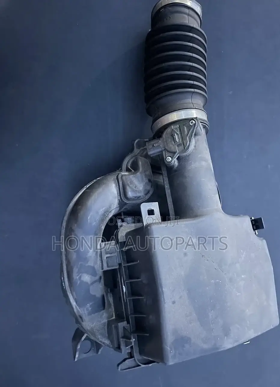 Honda Accord 2018 Air Cleaner Box.