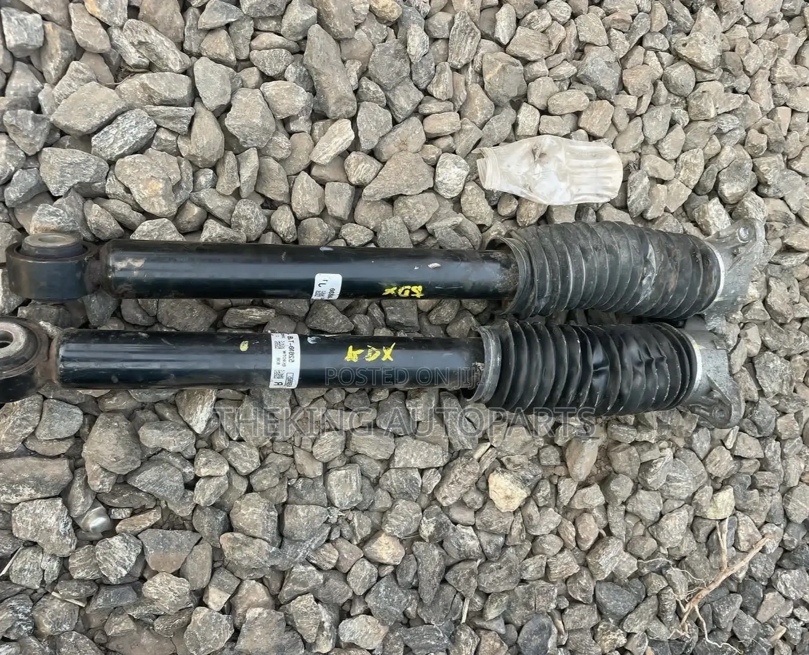 Acura RDX 2019,2020,2021,2022 Back Shocks.